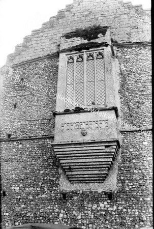 CLUNIDE PRIORY DETAIL OF W.WINDOWS OF PRIORS HOUSE